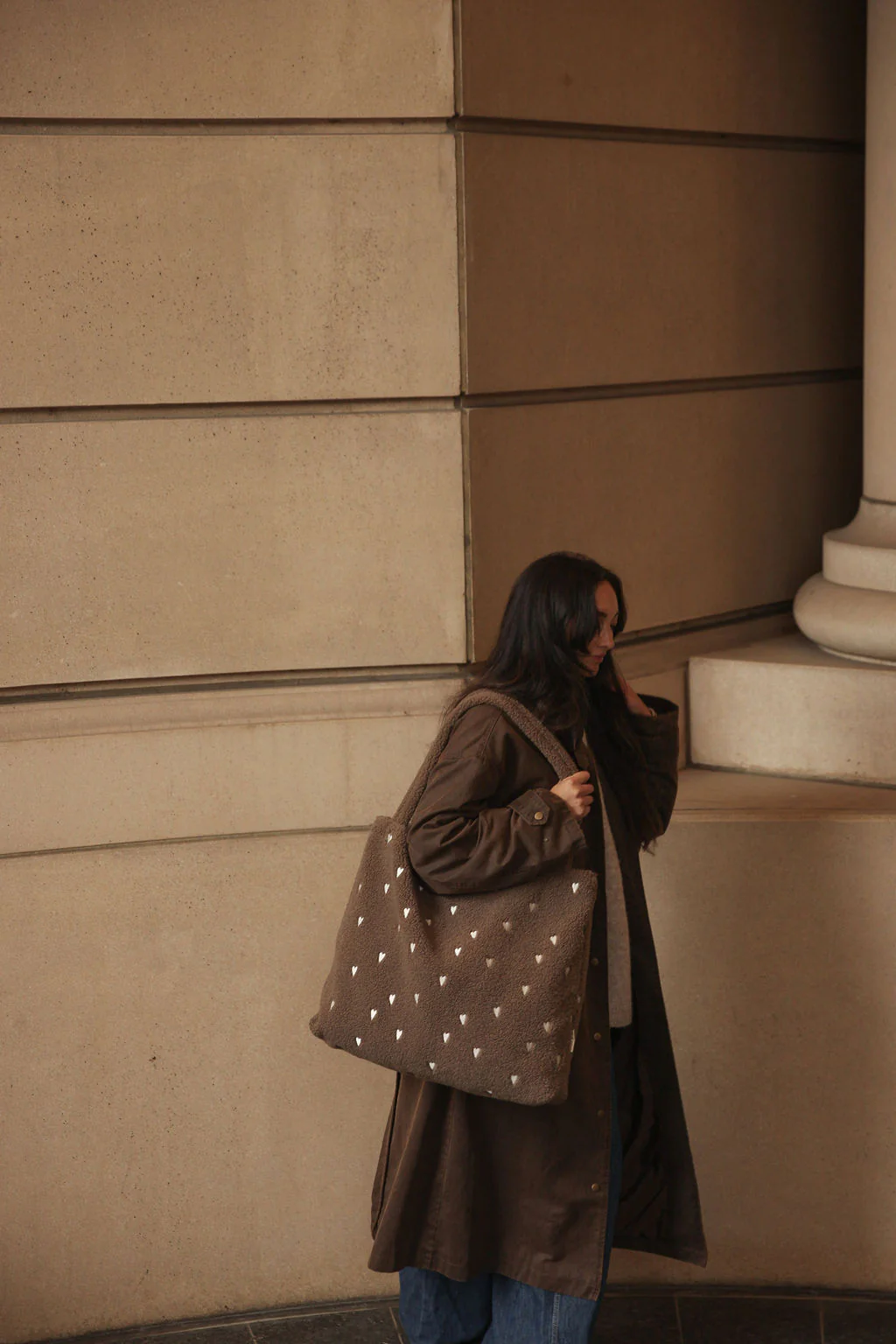 Teddy Mom Bag | Brown Hearts - Image 4