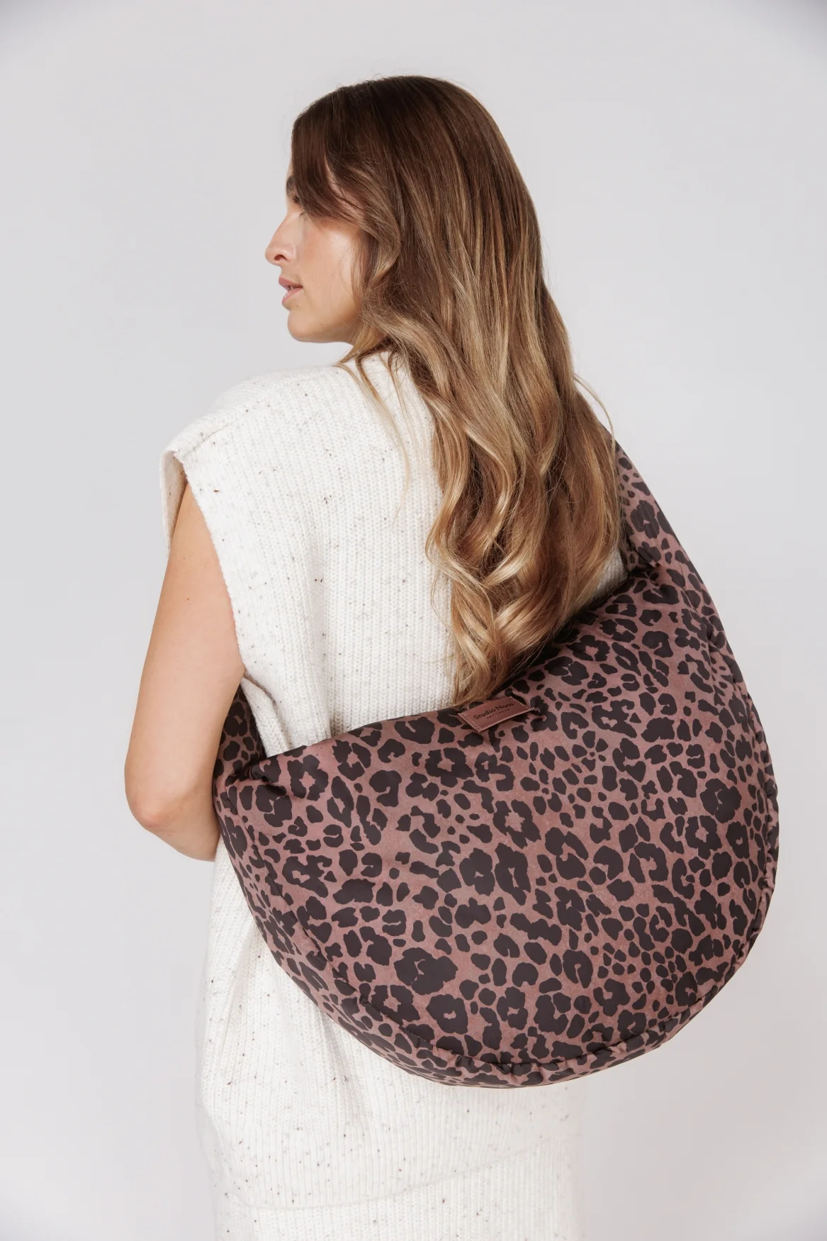 Puffy Cross Body Bag | Red Leopard - Image 2